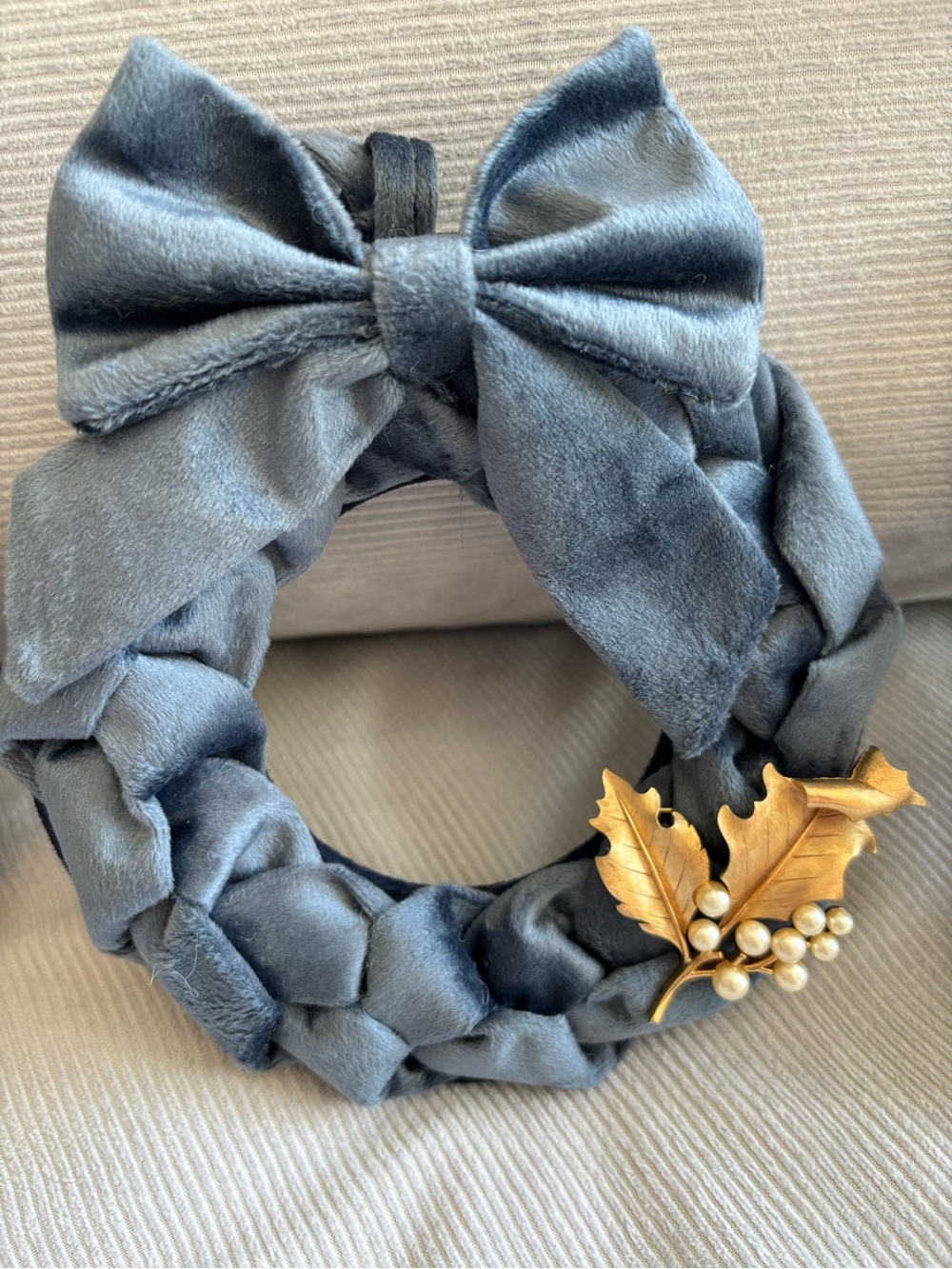 Plush Velvet wreath with Gold Leaf and faux pearl brooch